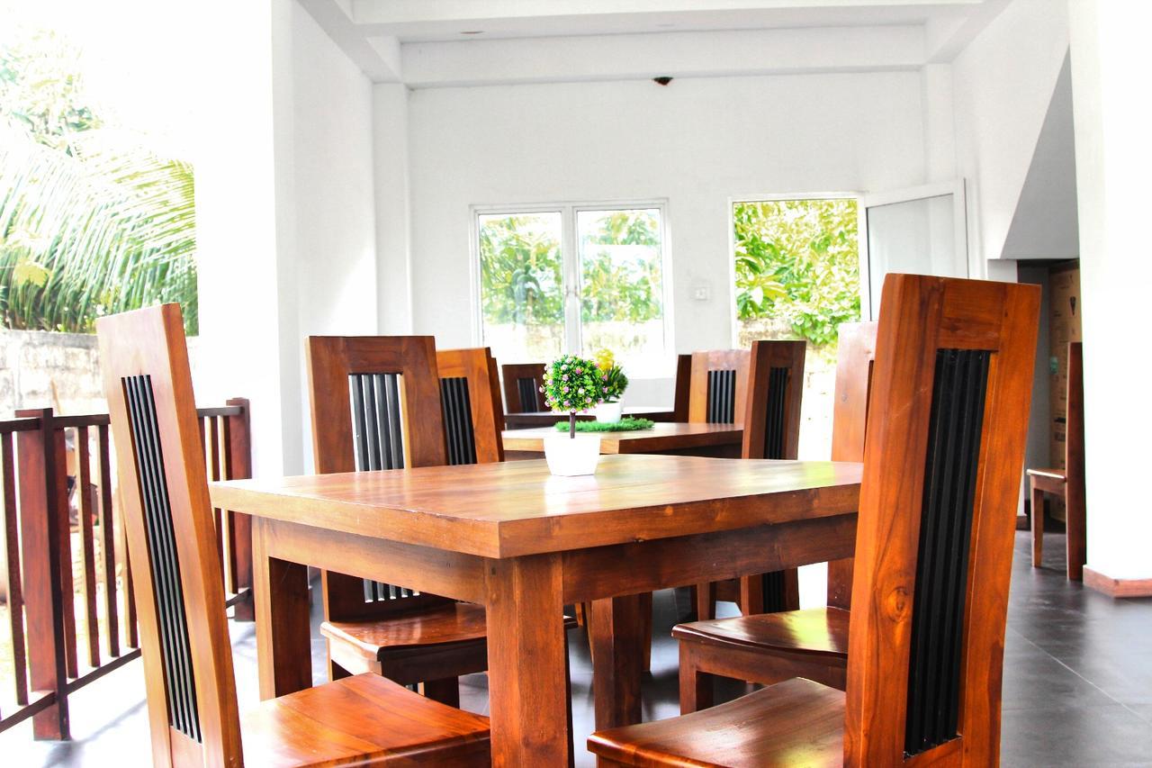 Himawari Beach Villa マータラ エクステリア 写真